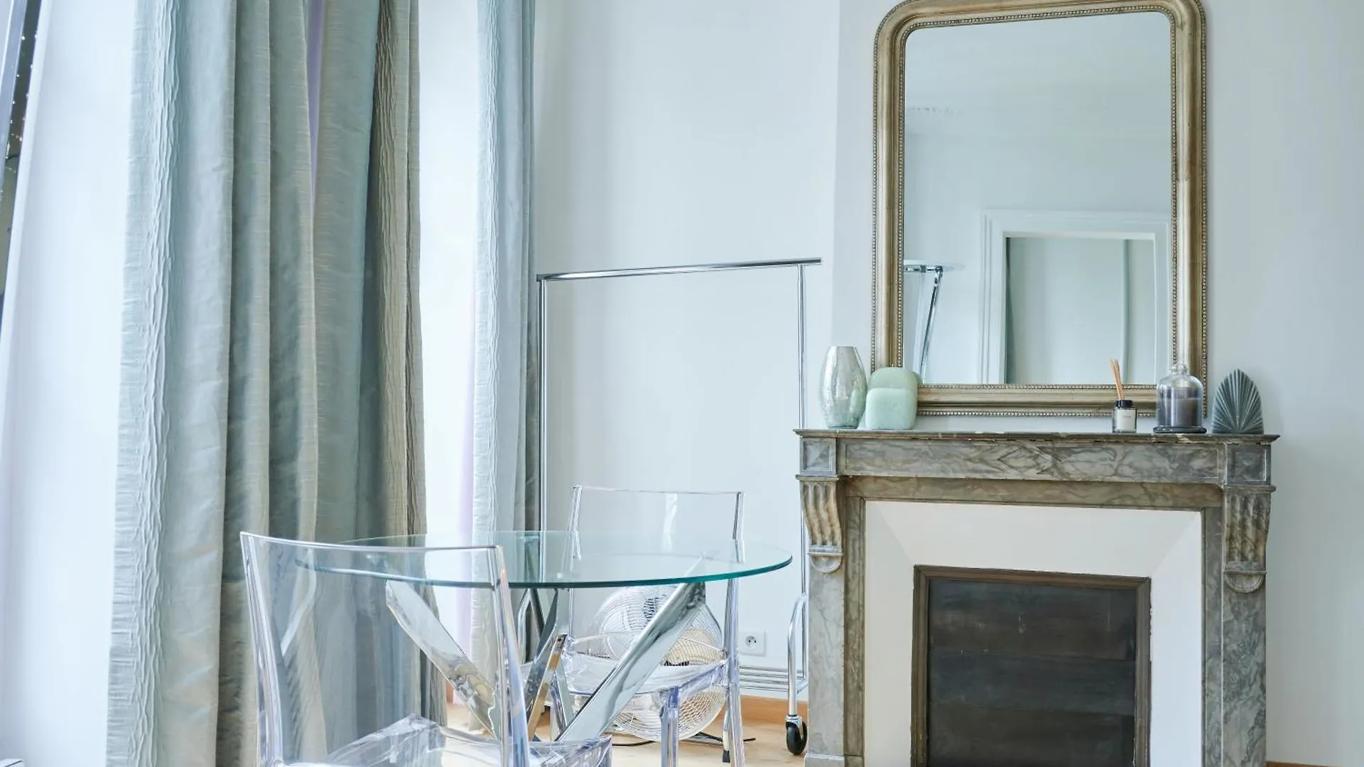 Apartment Elysee/Fg St Honore- 2 Pieces De Luxe Paris
